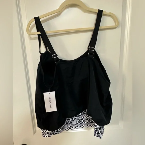 MEET.CURVE NWT Tankini Top - Picture 3 of 9